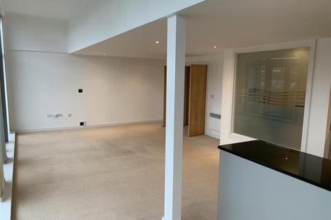 3 bedroom apartment to rent, Valley Mill, Elland, HX5 9GY