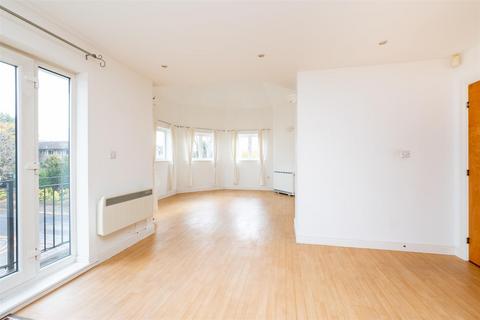 undefined, 46 Worcester Road, Sutton