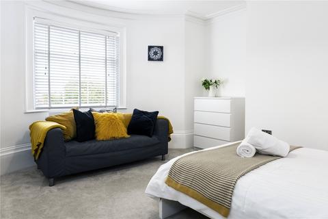 undefined, Kings Road, Reading, RG1