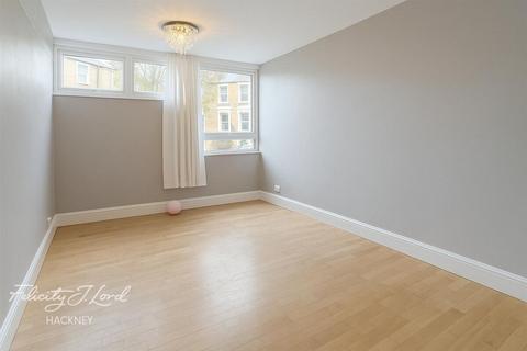 undefined, Brenthouse Road, LONDON