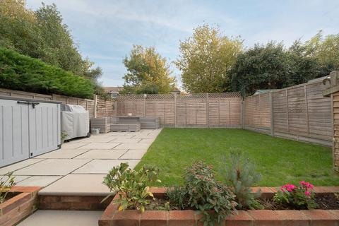 undefined, Ross Close, Saffron Walden, CB11