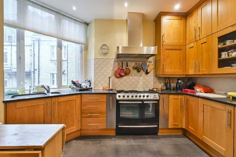 3 bedroom flat to rent, BICKENHALL MANSIONS, W1, Marylebone, London, W1U