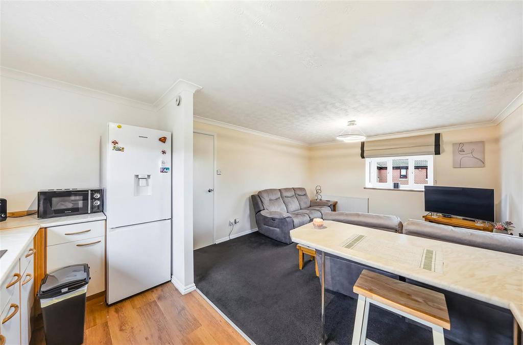 Lounge/Kitchen