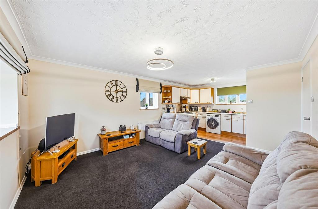Lounge/Kitchen