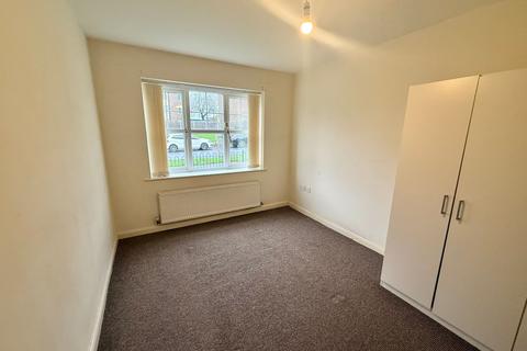 2 bedroom apartment to rent, Wordsworth Road, Denton, M34