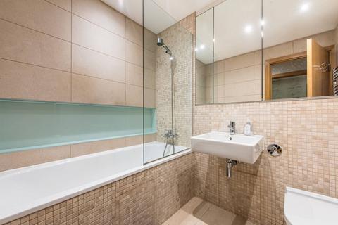 2 bedroom flat for sale, Pond Street, Hampstead, London, NW3