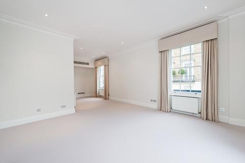 undefined, Montpelier Square, Knightsbridge, SW7