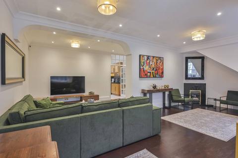 3 bedroom mews for sale, Elvaston Mews, South Kensington, London, SW7
