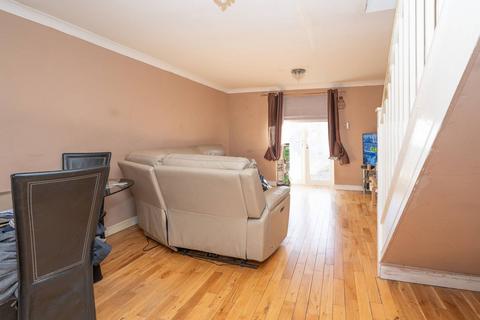 2 bedroom terraced house to rent, Byewaters, WD18, Watford, Croxley Green, WD18
