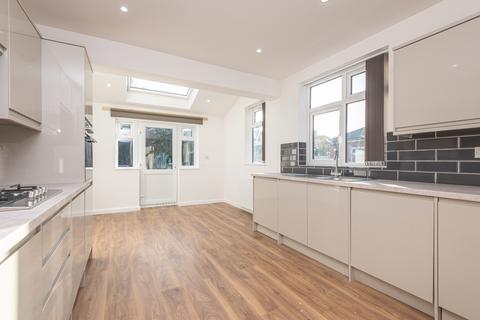 3 bedroom semi-detached house for sale, Carrholm View, Leeds LS7