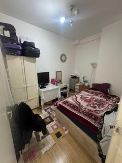 2 bedroom flat to rent, Green Lanes, London, N4 Area