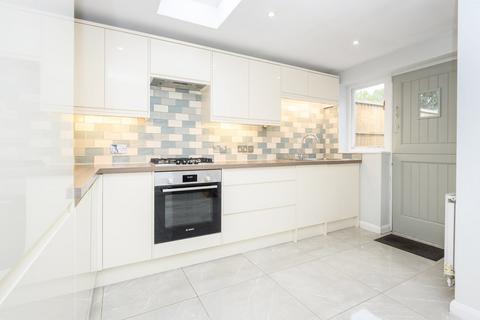 undefined, Shaldon Way, Walton-on-Thames, KT12