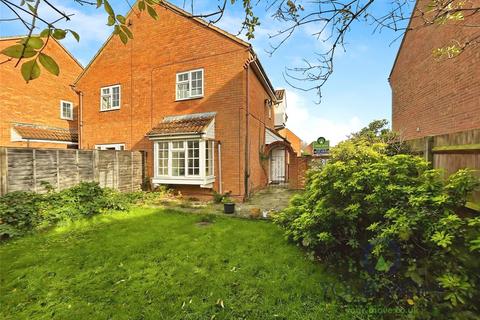 2 bedroom terraced house for sale, Westwood Close, Bedford MK42