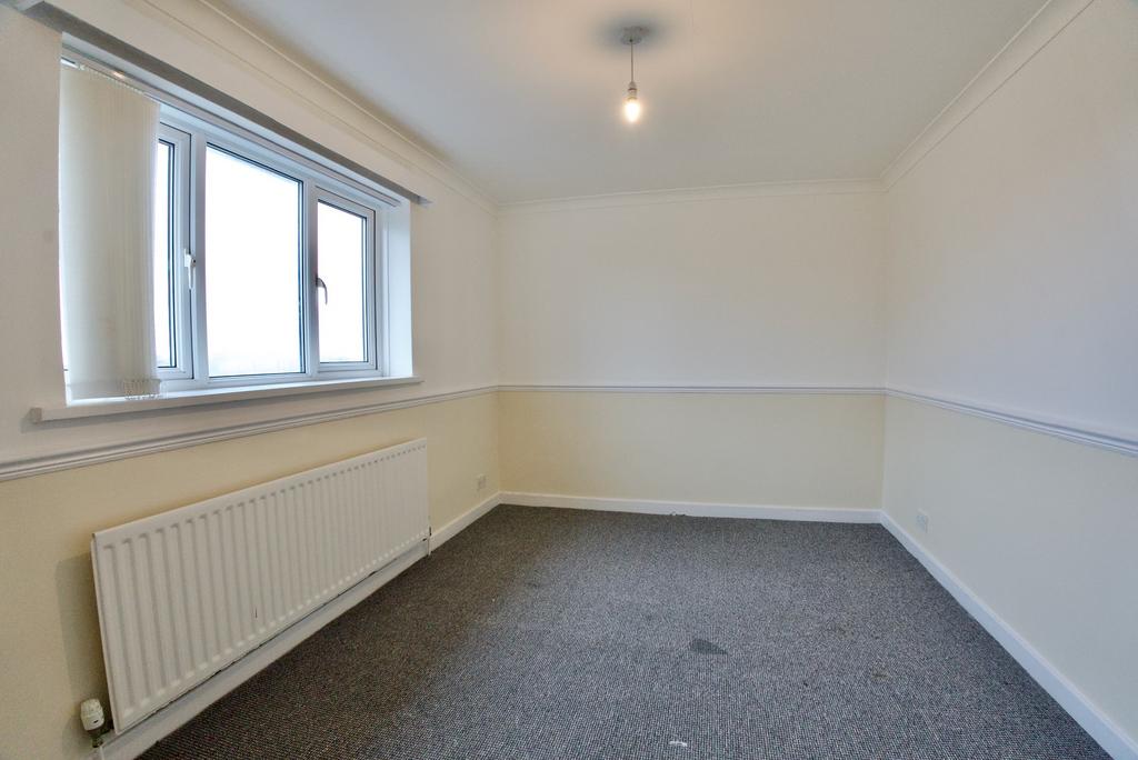 Bedroom l1 - large double