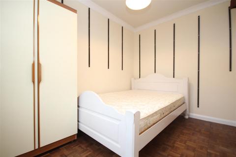 undefined, Bridgehill Close, Guildford