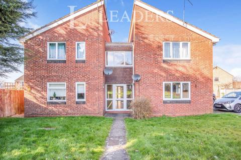 Studio to rent, Henley Drive, Droitwich, WR9
