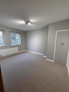 undefined, Ashford Road, Staines-Upon-Thames, TW18