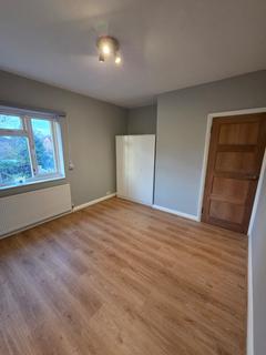 undefined, Ashford Road, Staines-Upon-Thames, TW18