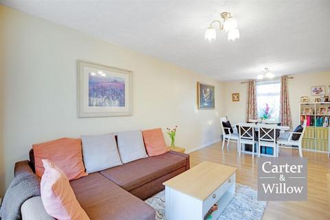 undefined, Fitzstephen Road, Dagenham, Essex