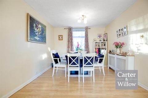 undefined, Fitzstephen Road, Dagenham, Essex