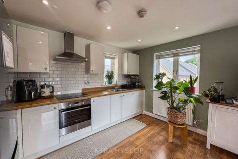 2 bedroom flat for sale, Cobley Court, Exeter EX4