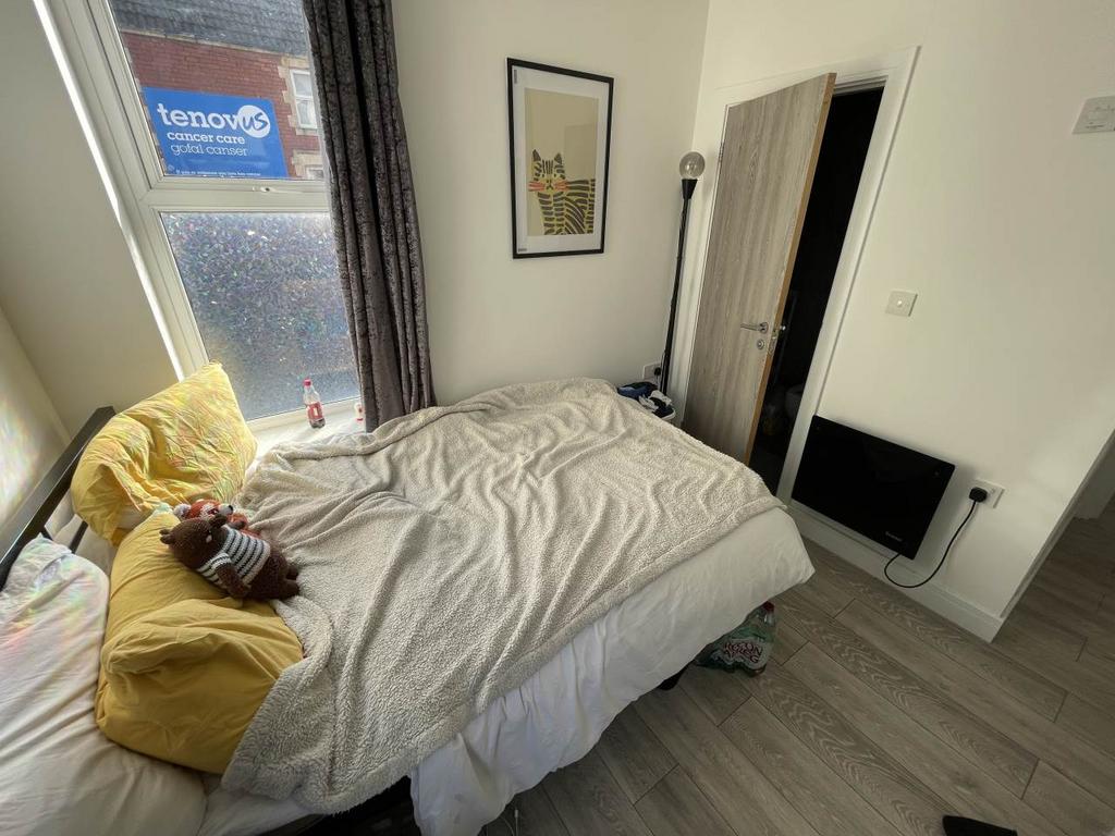 Bedroom 2 Reverse