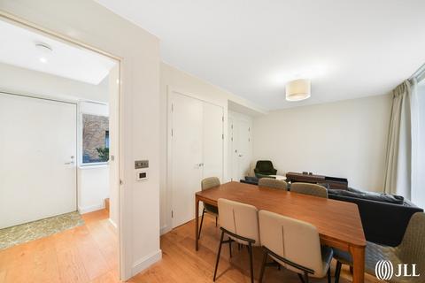 4 bedroom mews to rent, Botanical Mews Sugar House Island E15
