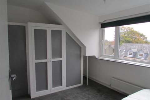 undefined, Imperial Road, Huddersfield HD3