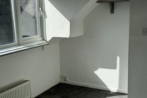 undefined, Imperial Road, Huddersfield HD3