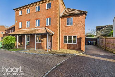5 bedroom semi-detached house for sale, Adams Court, Woughton On The Green