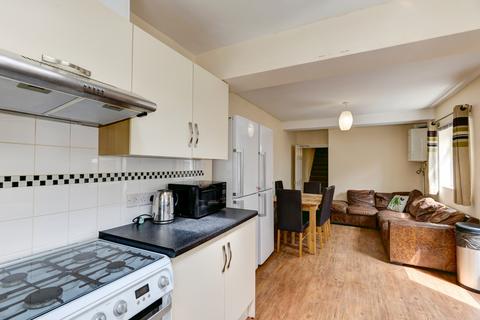 8 bedroom house to rent, Hollingbury Road, Brighton BN1