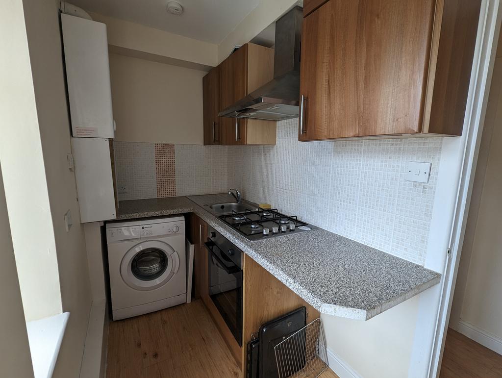 Flat 2 kitchen