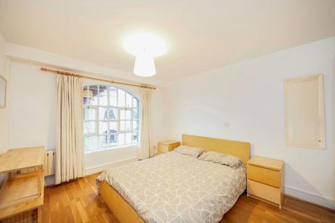1 bedroom flat for sale, Wapping High Street, London E1W