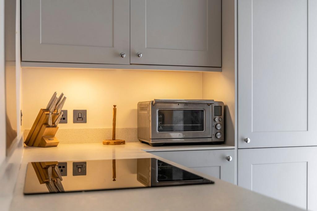 Kitchen/ Dining