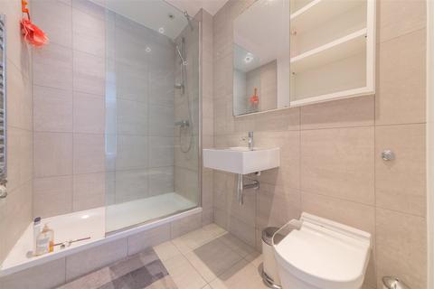 2 bedroom apartment for sale, West Carriage House, London SE18