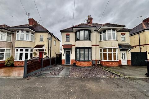 3 bedroom house to rent, Carisbrook Road, Nuneaton CV10