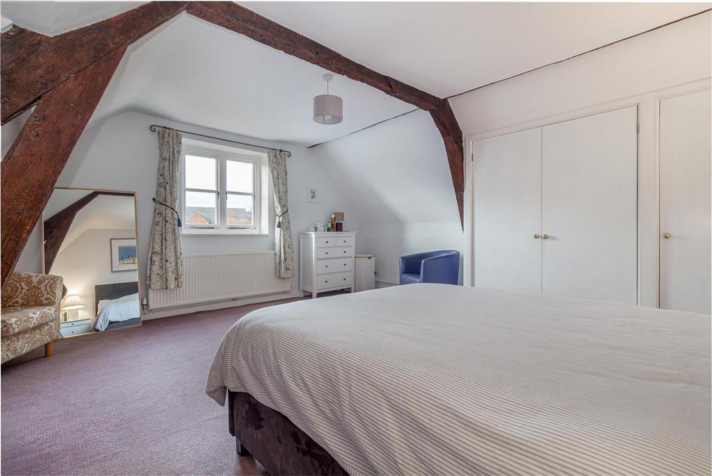 Bedroom-1-3.jpg