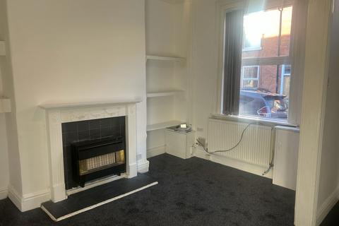 2 bedroom terraced house to rent, Nelson Street, Hyde, SK14 1PB