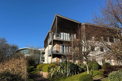2 bedroom flat for sale, Burford Gardens, Cardiff