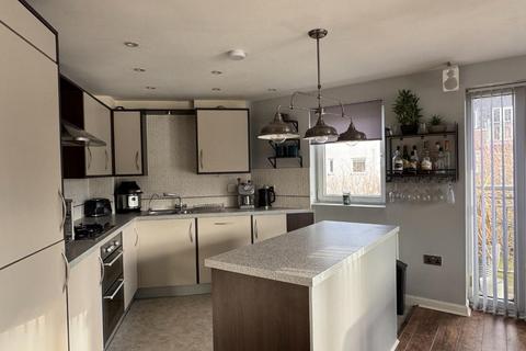2 bedroom flat for sale, Burford Gardens, Cardiff