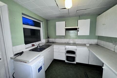 undefined, Ash Road, Aldershot GU12