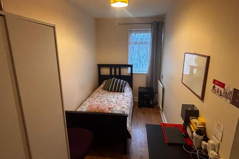 undefined, Onslow Close, Hatfield