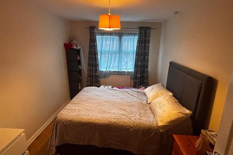 undefined, Onslow Close, Hatfield