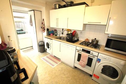 2 bedroom semi-detached bungalow for sale, Penrose Avenue, Watford WD19