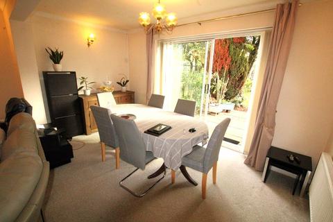 2 bedroom semi-detached bungalow for sale, Penrose Avenue, Watford WD19