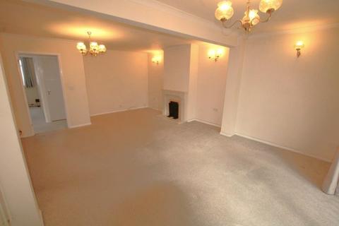 2 bedroom semi-detached bungalow for sale, Penrose Avenue, Watford WD19