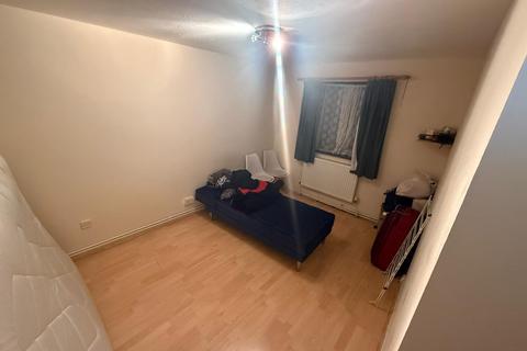 undefined, Gurney Close,  Barking, IG11