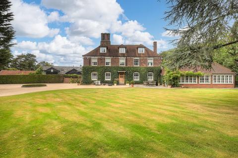 5 bedroom detached house for sale, Ongar Road, Brentwood CM15