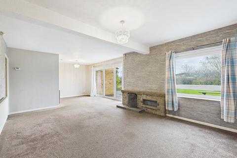 3 bedroom detached bungalow to rent, Gorse Lane, Oadby, LE2