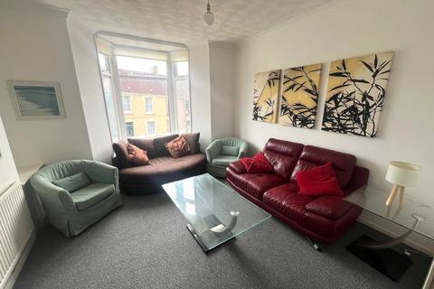3 bedroom terraced house to rent, 57 Kinley Street St Thomas Swansea